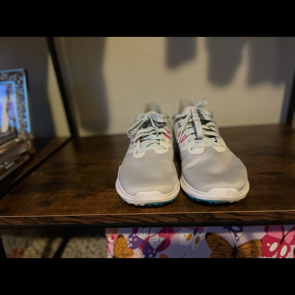 NIKE — Spring Sneaker 🌸 - Picture 5 of 9